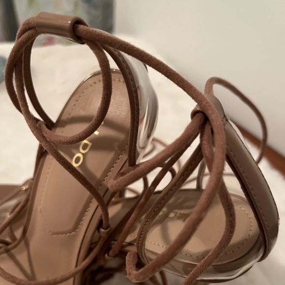 Amenabar in Bone Synthetic Patent - Picture 7 of 11